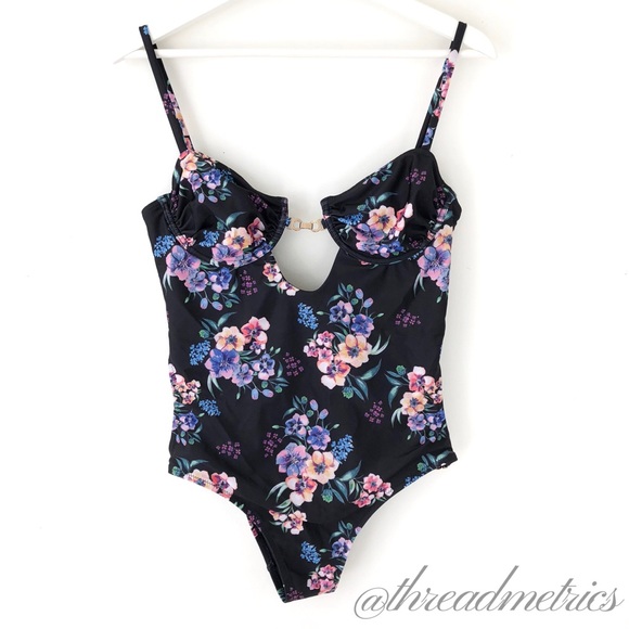 MINKPINK Other - M I N K P I N K • Hidden Wonder Floral Swimsuit